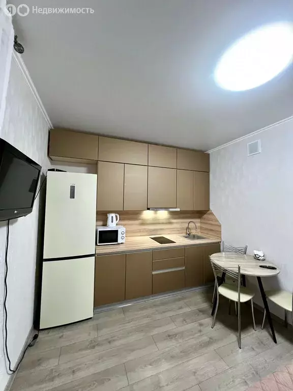 Квартира-студия: Краснодар, улица им. Героя Яцкова И.В., 19к2 (26 м) - Фото 1