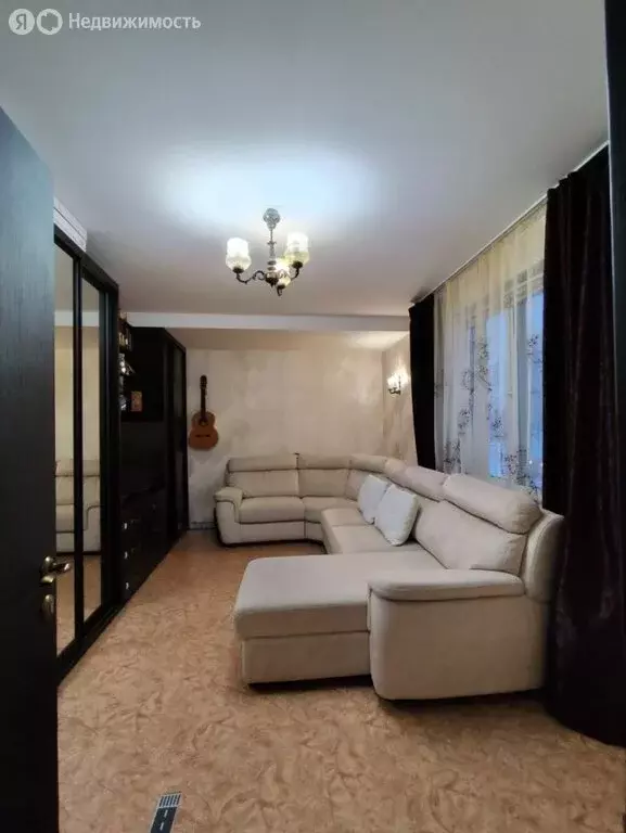 2-комнатная квартира: Нижний Новгород, Бурнаковская улица, 89 (56.1 м) - Фото 1