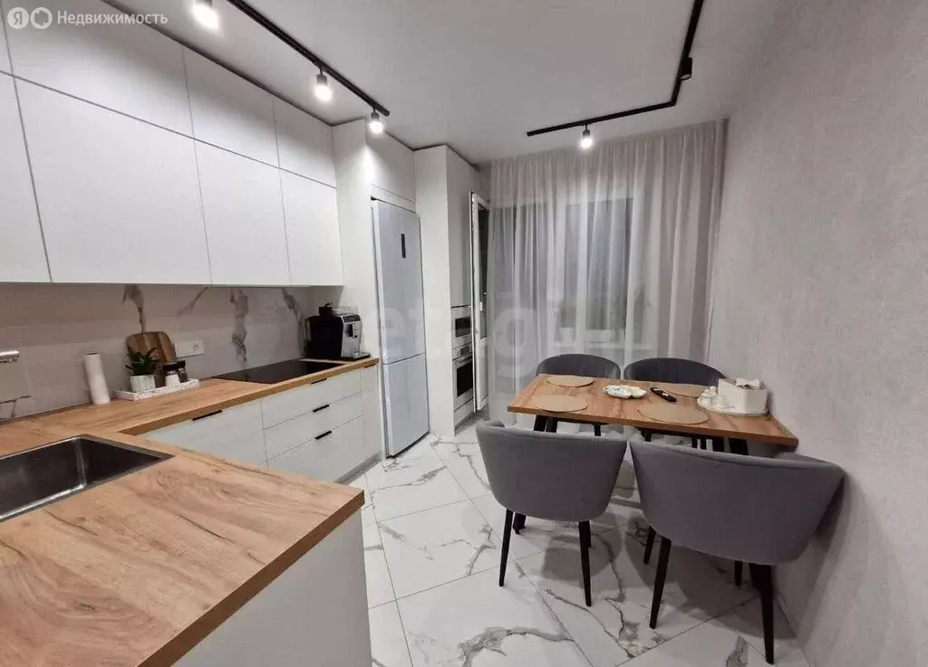 2-комнатная квартира: Белгород, улица Победы, 126 (57.7 м) - Фото 1