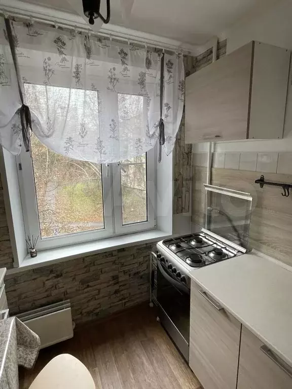 2-к. квартира, 45 м, 4/5 эт. - Фото 0