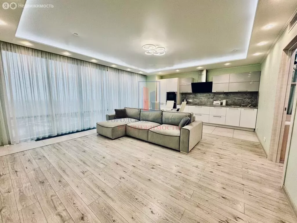 3-комнатная квартира: Серпухов, Борисовское шоссе, 1 (82.6 м) - Фото 1