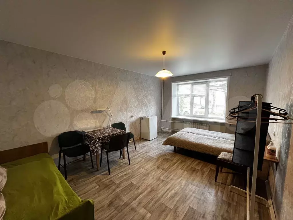Комната 18,7 м в 3-к., 1/4 эт. - Фото 0