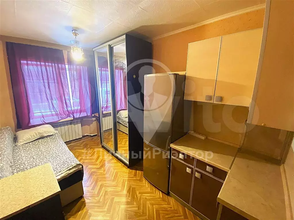 Комната 10 м в 1-к., 1/5 эт. - Фото 0
