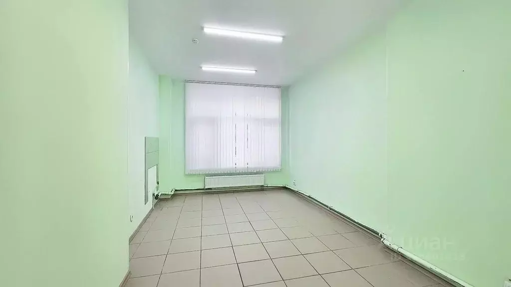 Торговая площадь в Санкт-Петербург Варшавская ул., 6к2 (75 м) - Фото 1