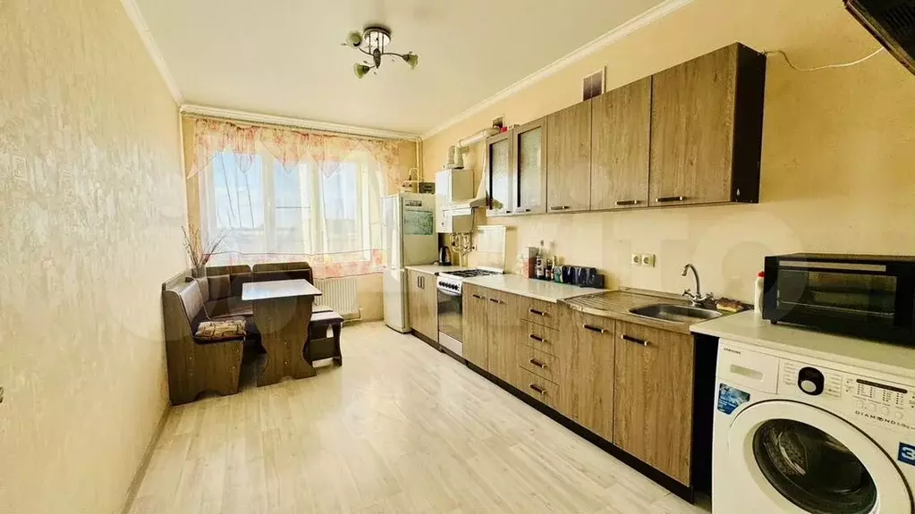 2-к. квартира, 60м, 2/3эт. - Фото 0