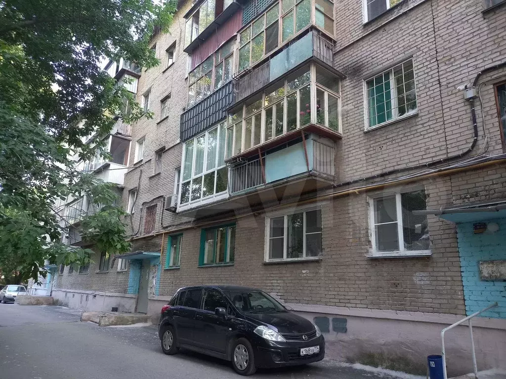 Доля в 2-к. квартире, 45 м, 5/5 эт. - Фото 0