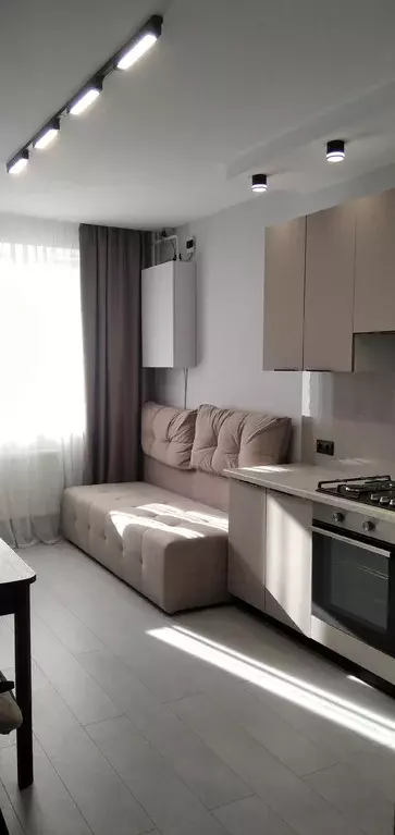 Продаётся 1-к квартира, 404 м - Фото 0