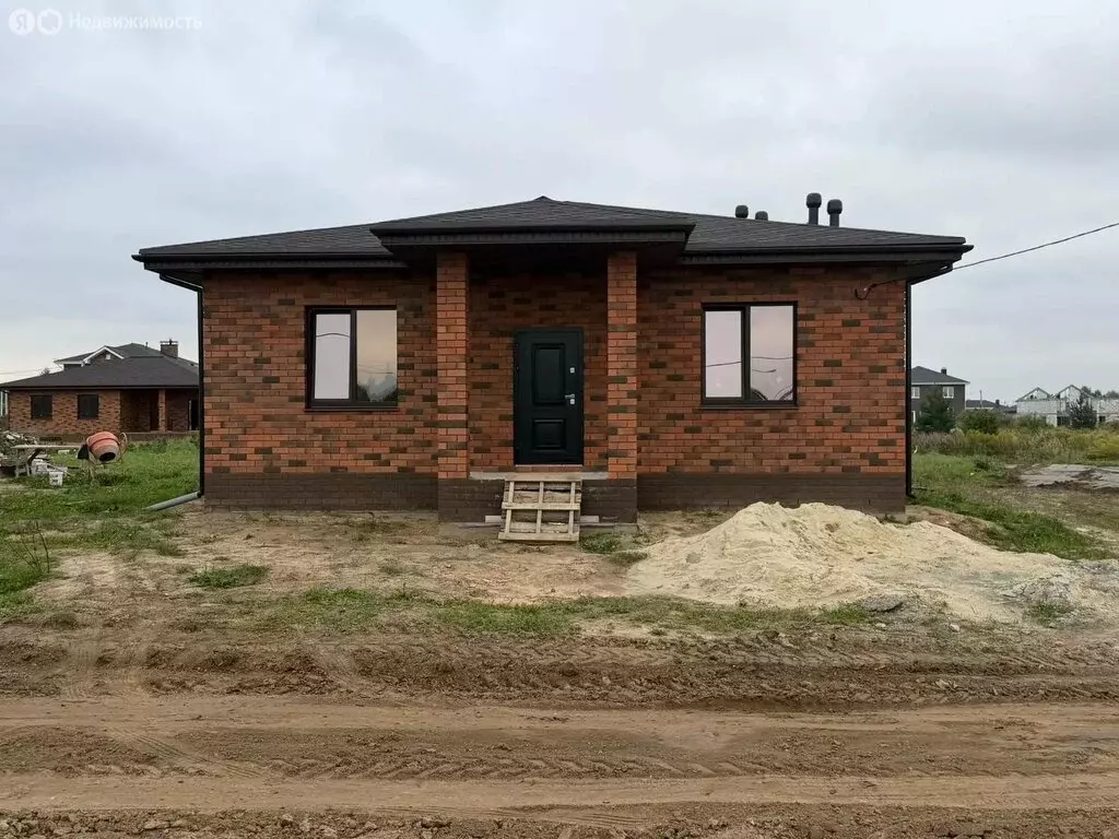 Дом в Бор, Октябрьская улица (100 м) - Фото 1