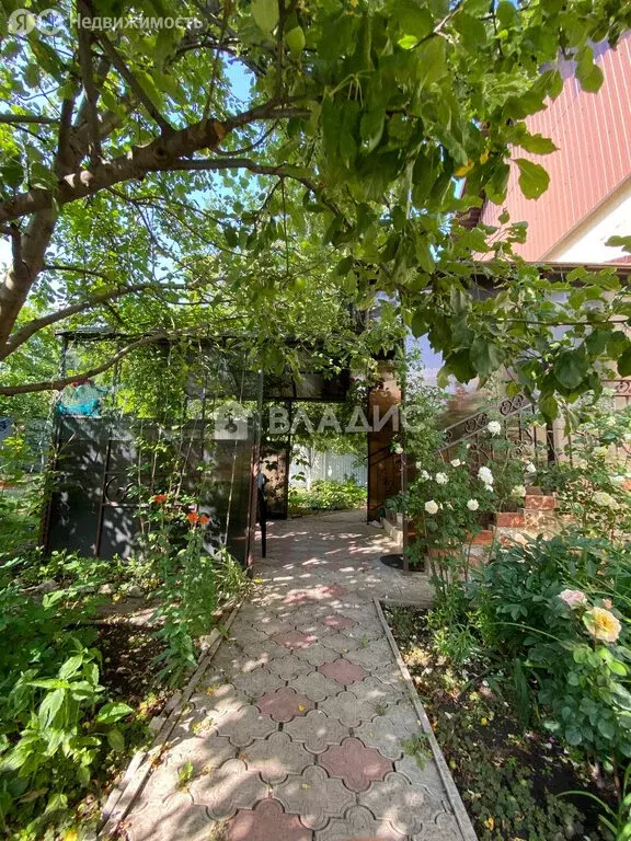 Дом в микрорайон Таврово-7, улица Строителей, 84 (130 м) - Фото 1