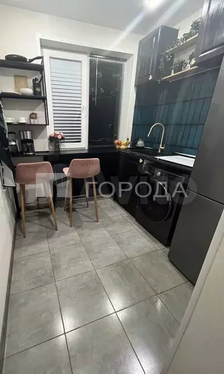 2-к. квартира, 43 м, 5/5 эт. - Фото 1