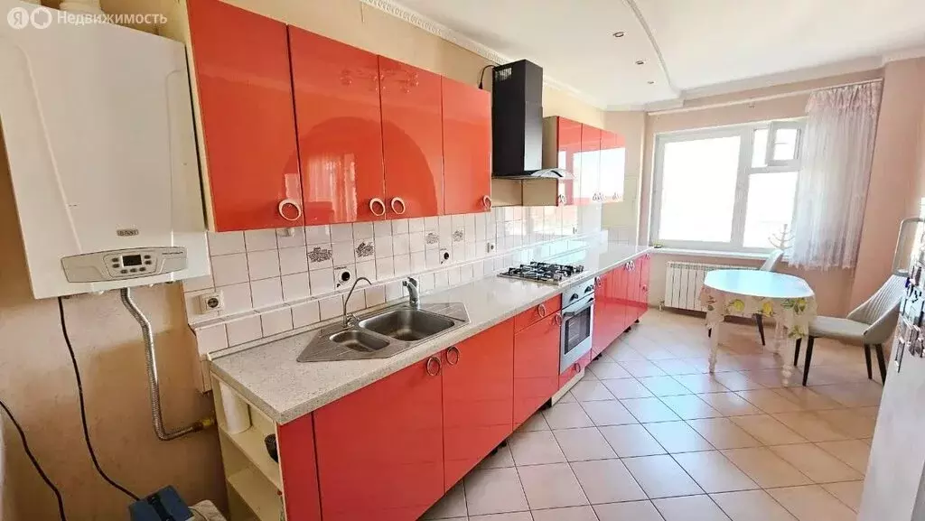 3-комнатная квартира: Якутск, улица Ярославского, 3 (118.3 м) - Фото 0