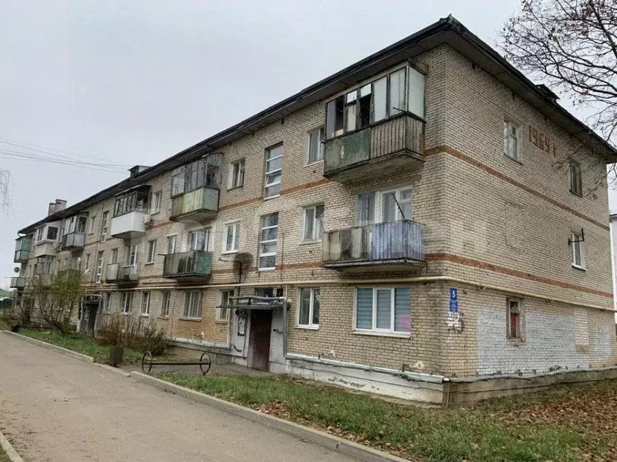 2-к кв. Московская область, Кубинка Армейская ул., 5 (39.2 м) - Фото 0