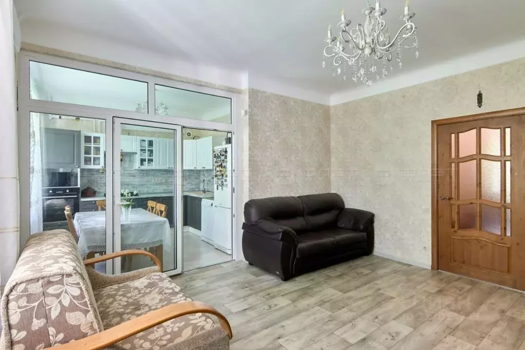 3-к кв. Татарстан, Казань Военный городок-2 тер., 89 (81.4 м) - Фото 0