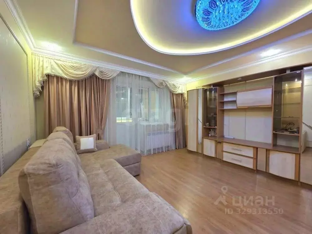 2-к кв. Калужская область, Калуга ул. Георгия Димитрова, 24 (75.0 м) - Фото 1