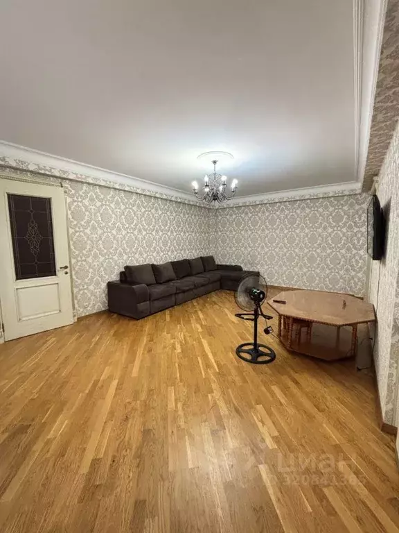 2-к кв. Дагестан, Махачкала ул. Некрасова, 83 (83.0 м) - Фото 1