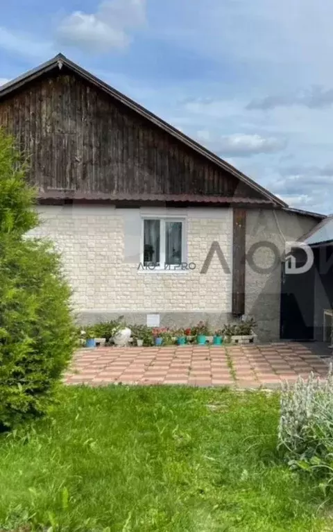 Дом в Кировская область, Оричевский район, Спас-Талицкое с/пос, с. ... - Фото 1