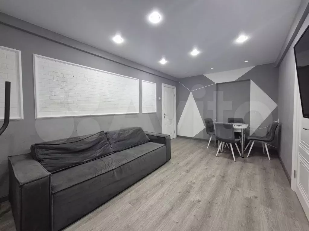 3-к. квартира, 50 м, 3/3 эт. - Фото 1