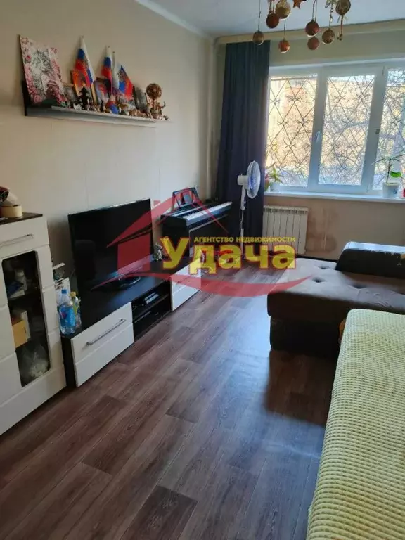 Квартира, 3 комнаты, 61.6 м - Фото 1