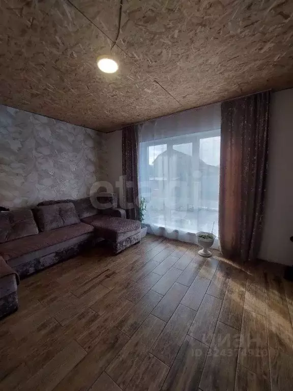 Дом в Бурятия, Иволгинский район, Сотниковское с/пос, с. Сотниково, ... - Фото 1