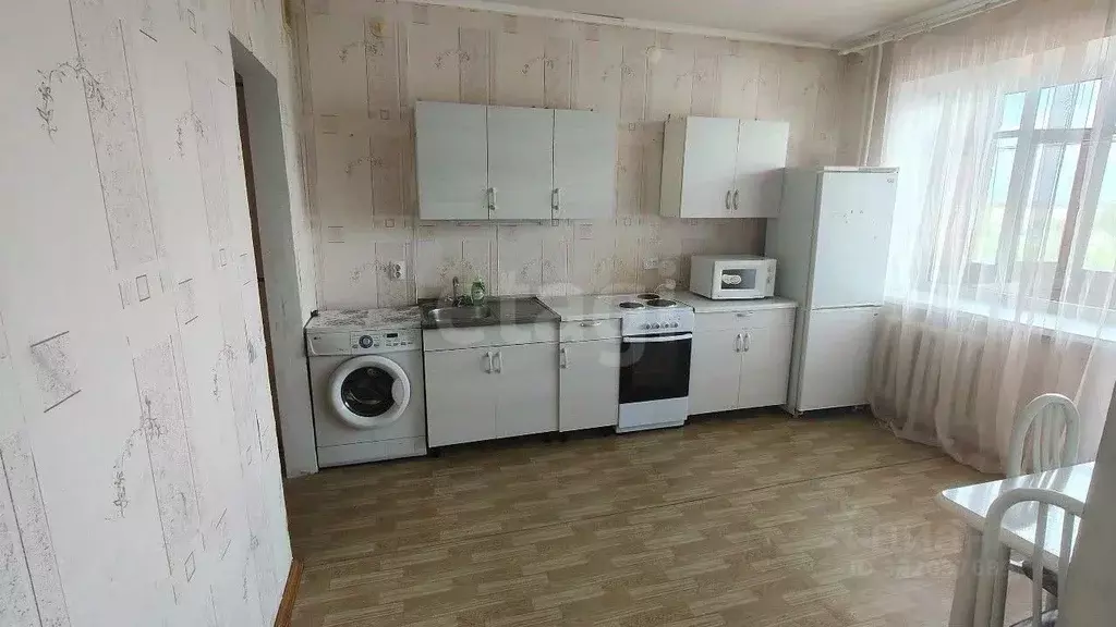 1-к кв. Тюменская область, Тюмень Паровозная ул., 9 (42.6 м) - Фото 1