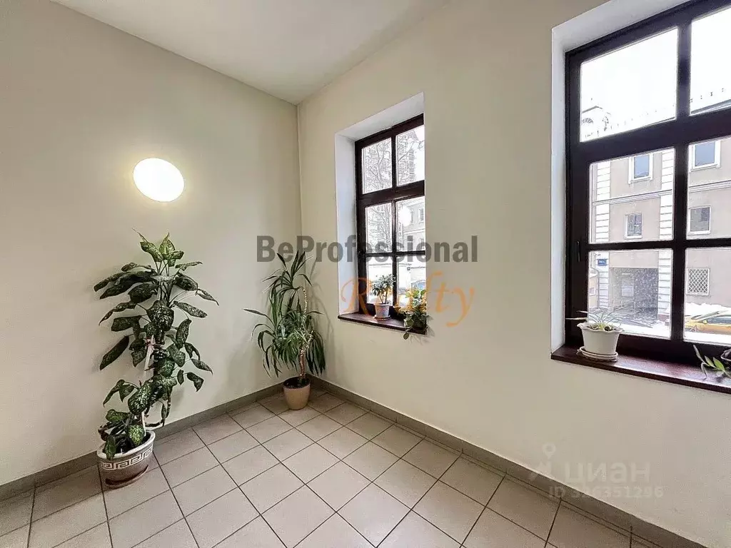 Офис в Москва Старая Басманная ул., 38/2С3 (96 м) - Фото 2