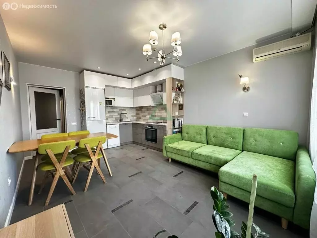 3-комнатная квартира: Уфа, улица Кирова, 99/3 (89 м) - Фото 1