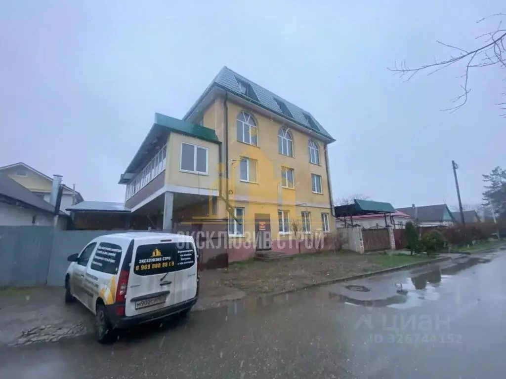 Коттедж в Ставропольский край, Ессентуки Октябрьская ул., 7 (540 м) - Фото 1