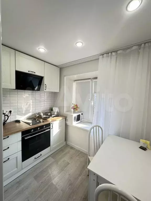 1-к. квартира, 32 м, 5/5 эт. - Фото 0