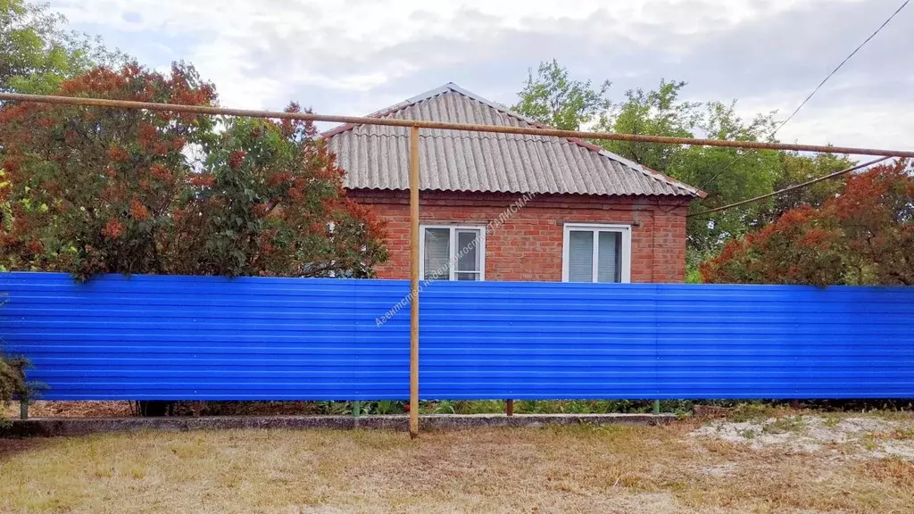 Дом в Ростовская область, Неклиновский район, с. Васильево-Ханжоновка  ... - Фото 1