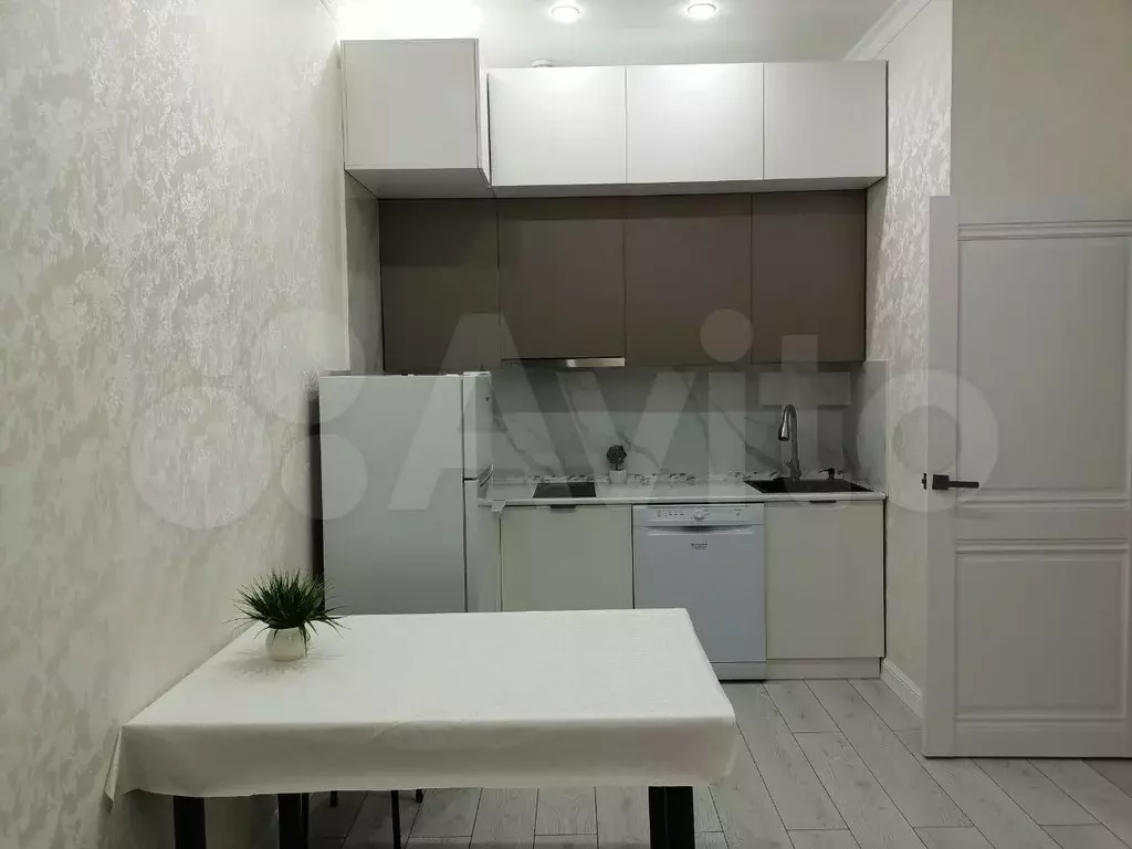 1-к. квартира, 38 м, 5/7 эт. - Фото 0
