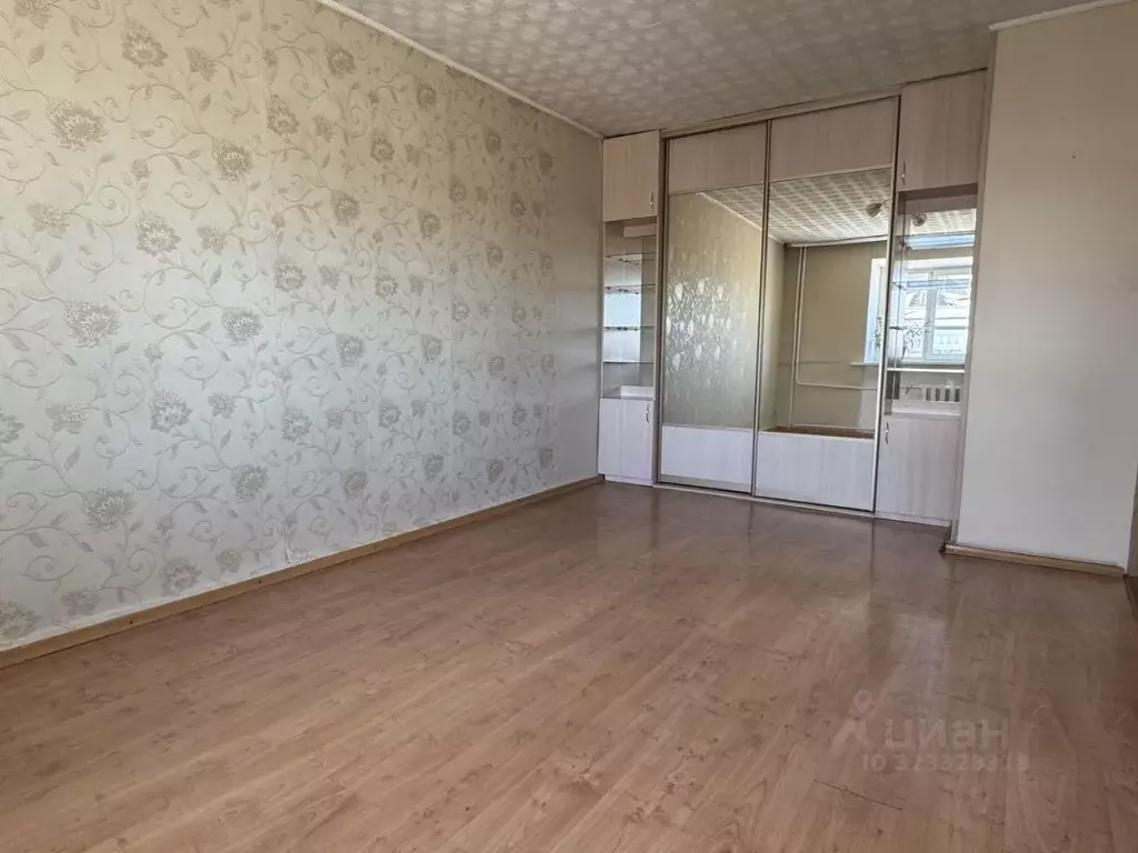 2-к кв. Бурятия, Улан-Удэ ул. Гагарина, 33 (42.0 м) - Фото 2