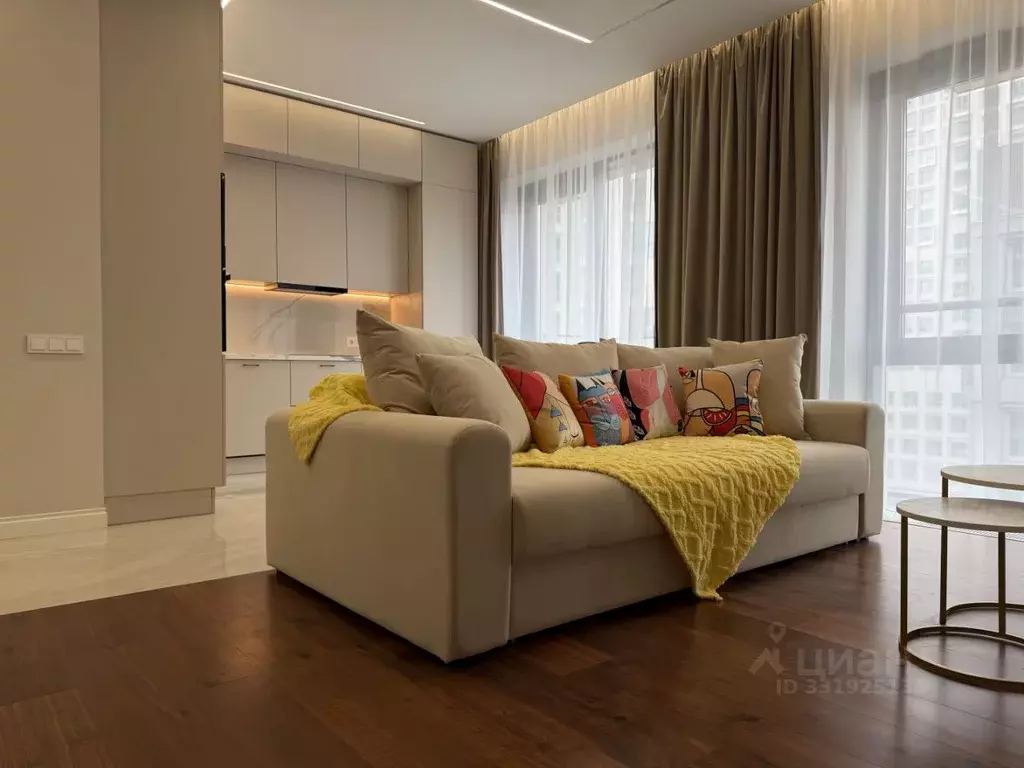 3-к кв. Москва наб. Марка Шагала, 11к2 (80.0 м) - Фото 1