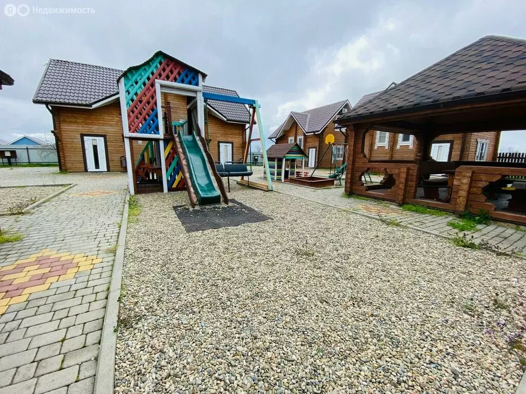 Дом в станица Голубицкая, Прибрежная улица, 73 (700 м) - Фото 1