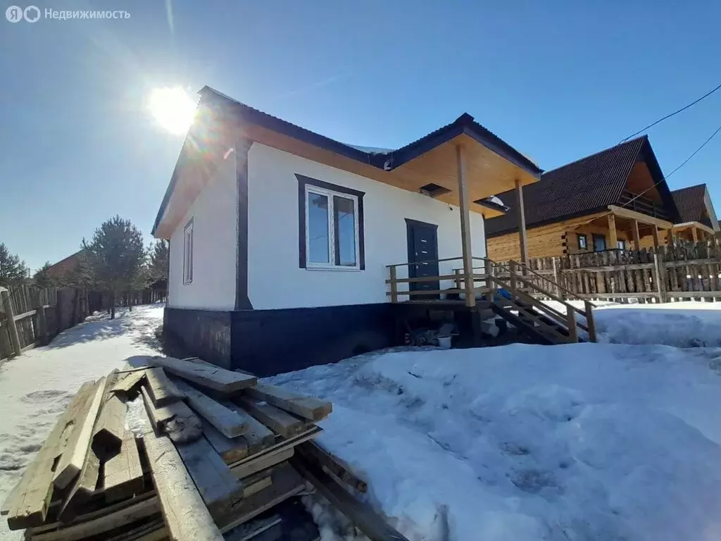 Дом в деревня Карлук, улица Агея Гранина (100 м) - Фото 1