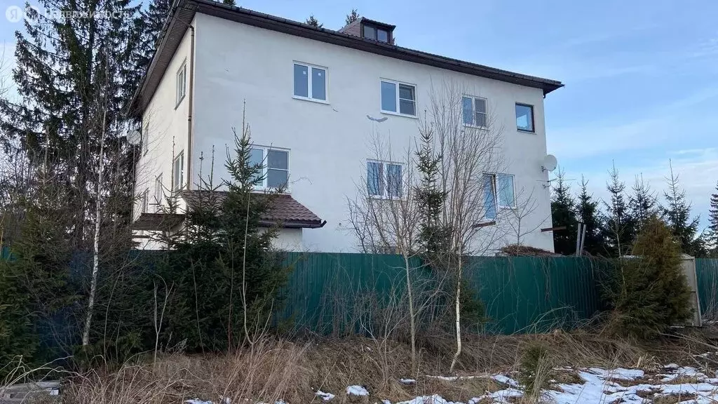 3-комнатная квартира: деревня Лупполово, Приозерское шоссе, 36А (58 м) - Фото 1