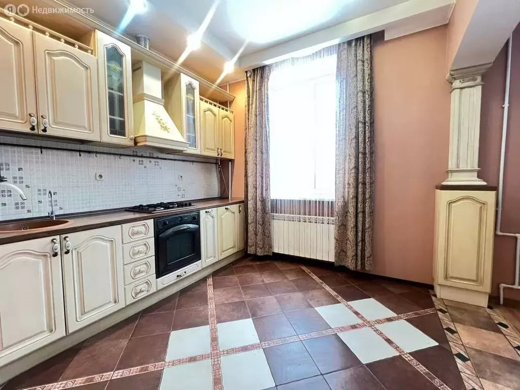 3-комнатная квартира: Ярославль, улица Чкалова, 28/21 (99.7 м) - Фото 2