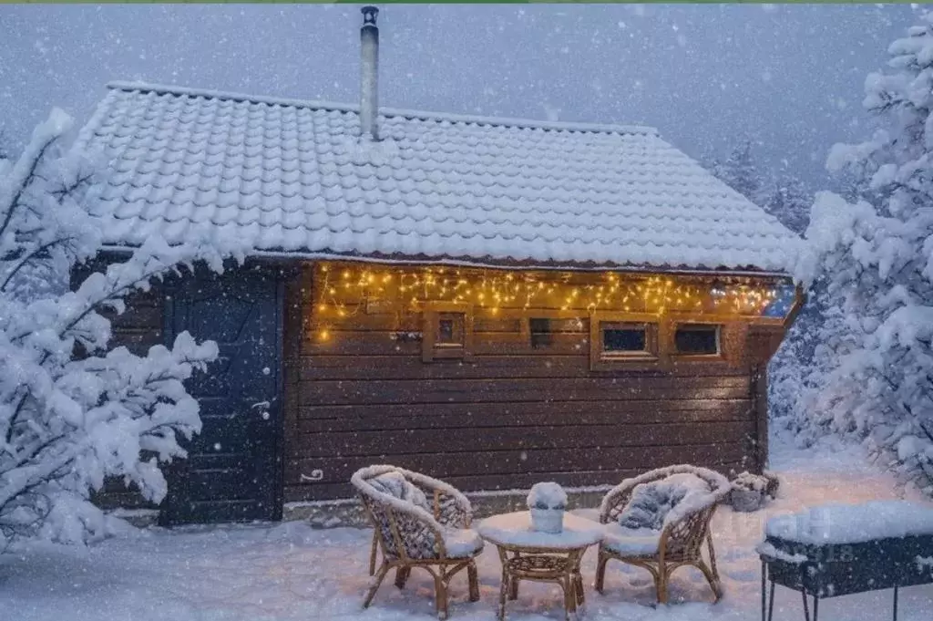Дом в Свердловская область, Белоярский муниципальный округ, пос. ... - Фото 1
