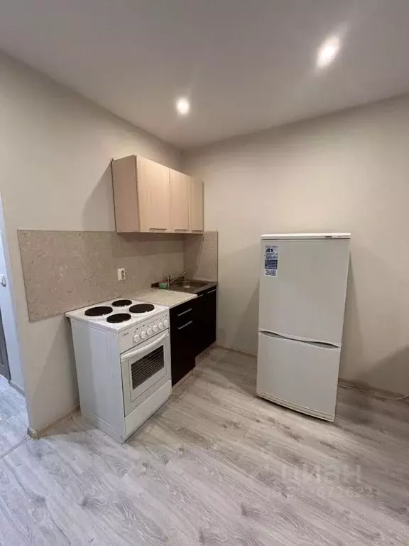 Студия Кировская область, Киров ул. Потребкооперации, 46 (26.0 м) - Фото 2