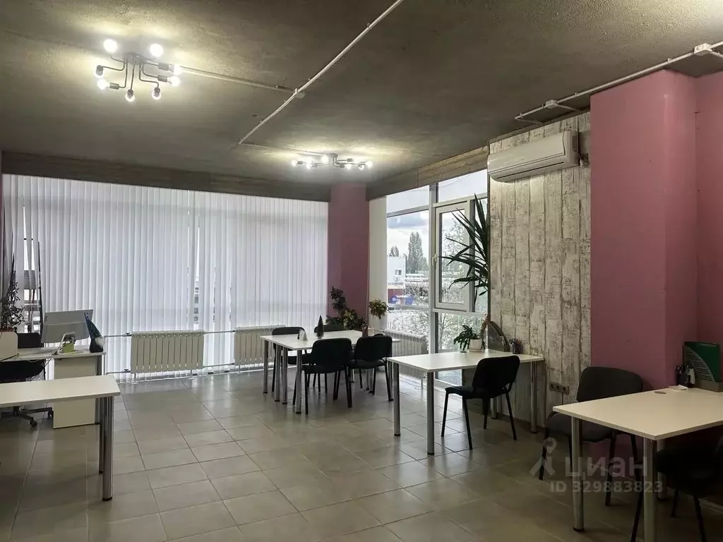 Офис в Воронежская область, Воронеж просп. Патриотов, 1е (46 м) - Фото 1
