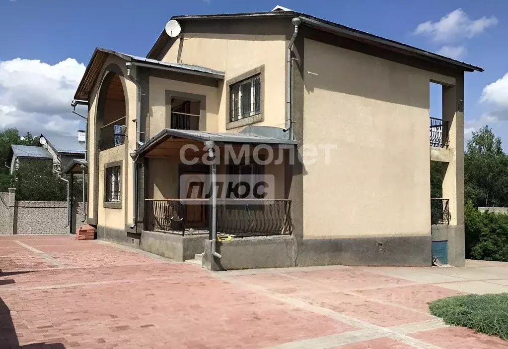 Дом в Смоленская область, д. Вольские Дачи 6 (207 м) - Фото 1