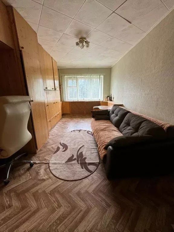 Продается комната в 5-комнатной квартире - Фото 2