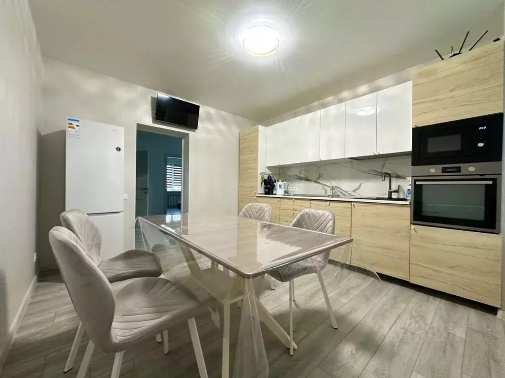 Дом в Краснодарский край, Геленджик ул. Майская, 16 (100 м) - Фото 1