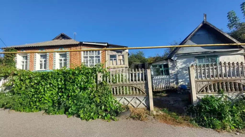 Дом в Белгородская область, Яковлевский муниципальный округ, с. ... - Фото 1