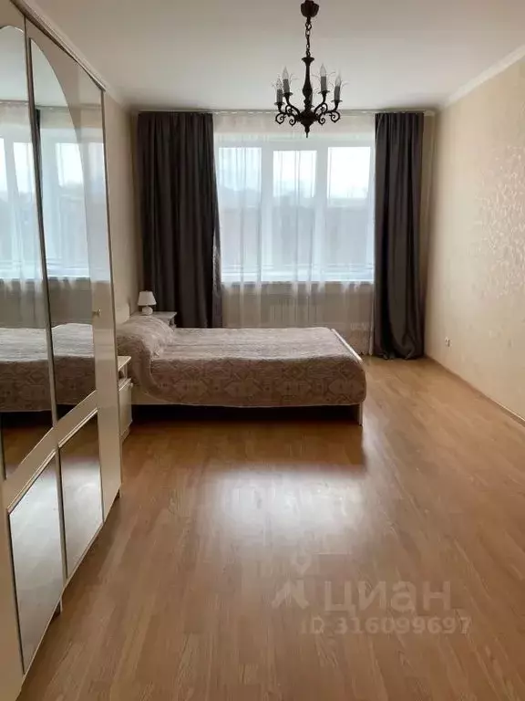 3-к кв. Северная Осетия, Владикавказ ул. Зураба Магкаева, 12к6 (90.0 ... - Фото 0