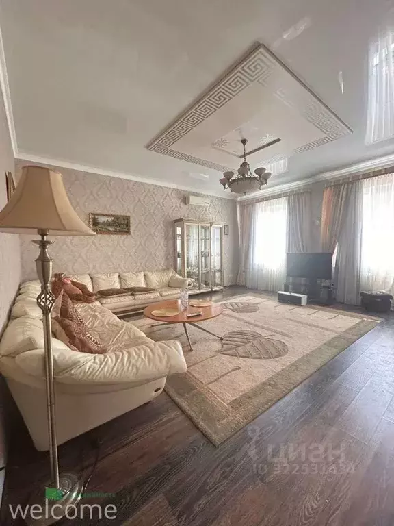 Дом в Ставропольский край, Ставрополь № 3 мкр, ул. Ковалева (217 м) - Фото 1