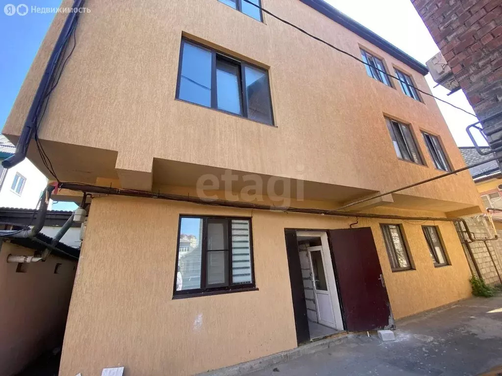 1-комнатная квартира: Махачкала, улица Габиева, 14 (50 м) - Фото 2