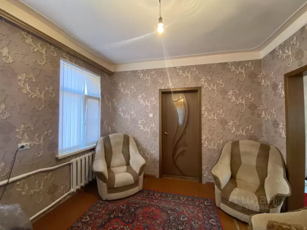 Дом в Краснодарский край, Лабинск Революционная ул., 528 (92 м) - Фото 1