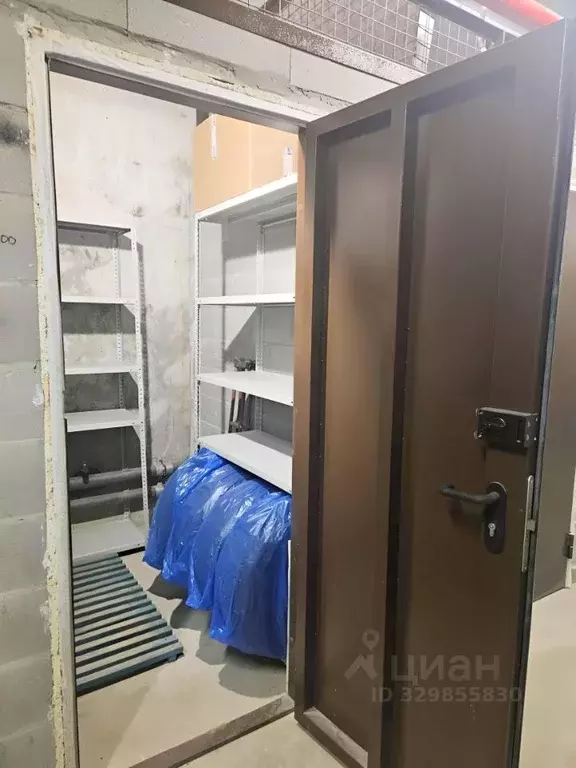 Гараж в Ленинградская область, Мурино Всеволожский район, ул. ... - Фото 1