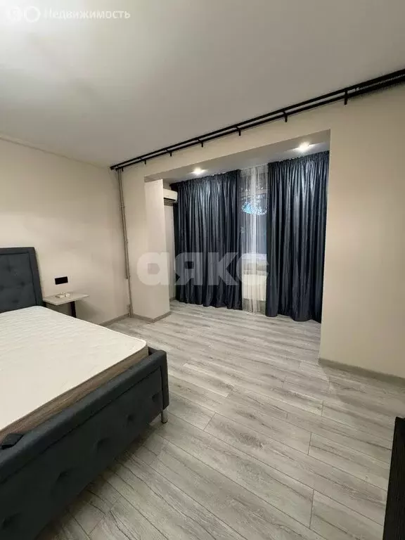 3-комнатная квартира: Сочи, улица Гагарина, 1 (80 м) - Фото 1