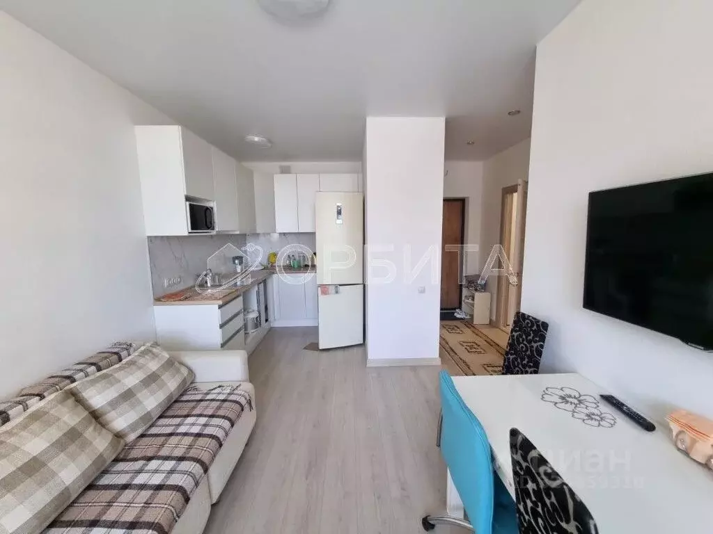 1-к кв. Тюменская область, Тюмень ул. Пархоменко, 119 (36.0 м) - Фото 2